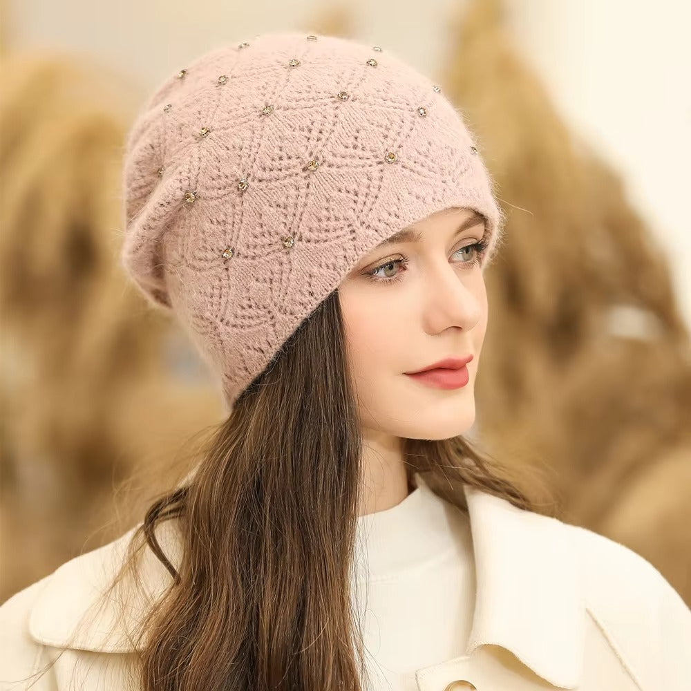 Stay Warm in Style – The Perfect Winter Beanie for Everyday Chic