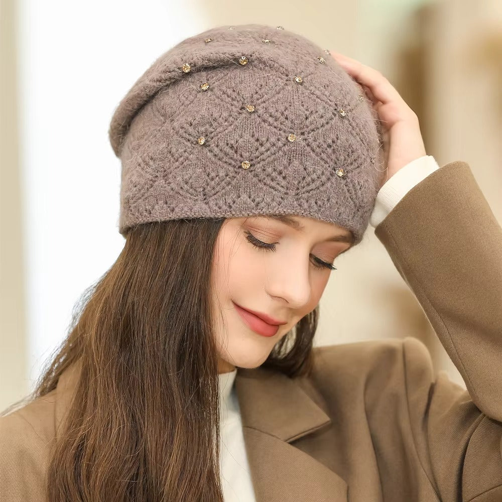 Stay Warm in Style – The Perfect Winter Beanie for Everyday Chic