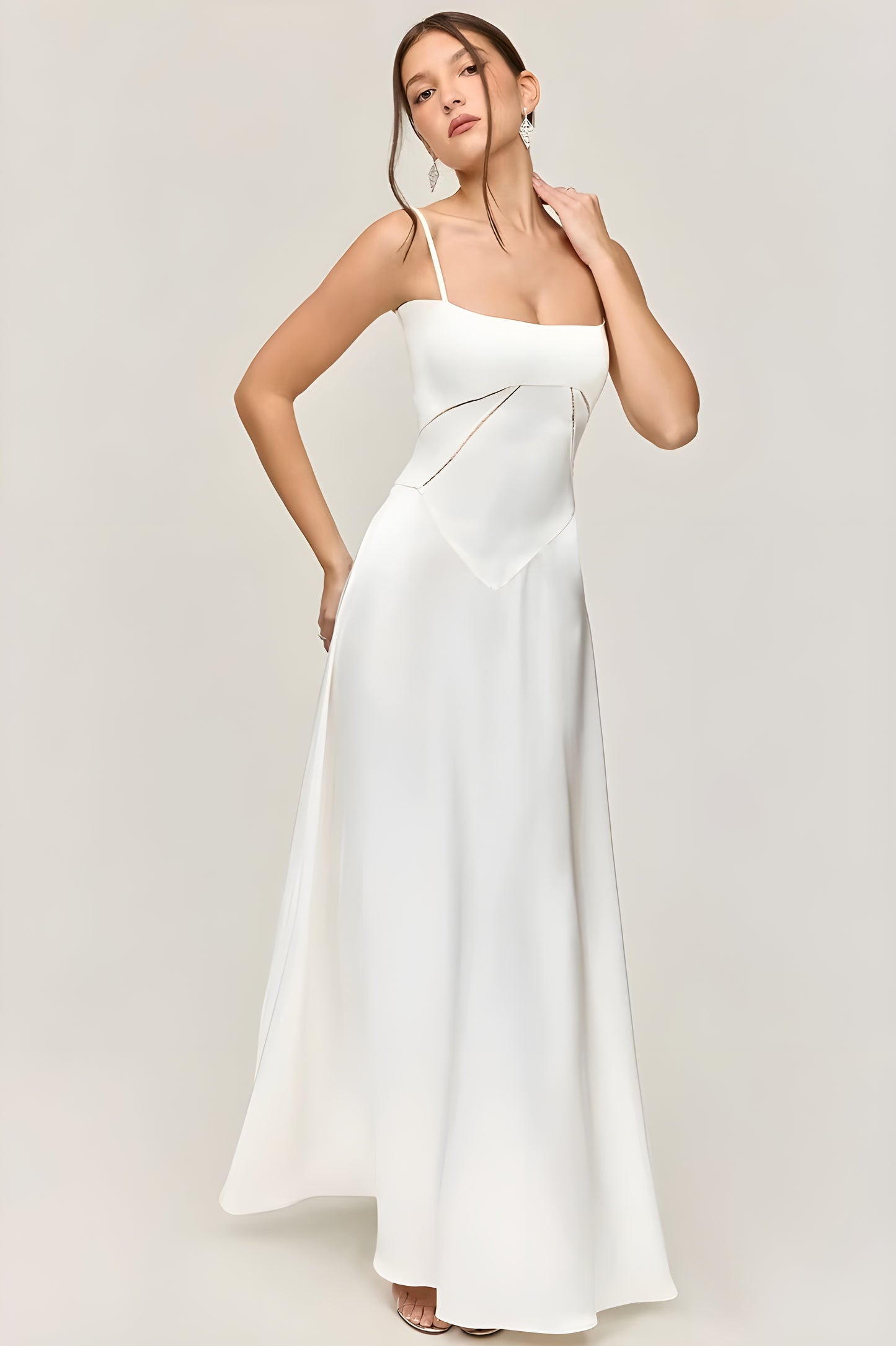 ✨ Leshera™ Backless Goddess Dress